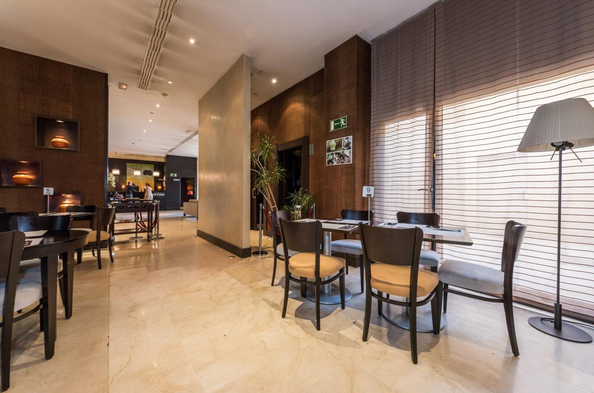 Hotel Mercader — Foto 1